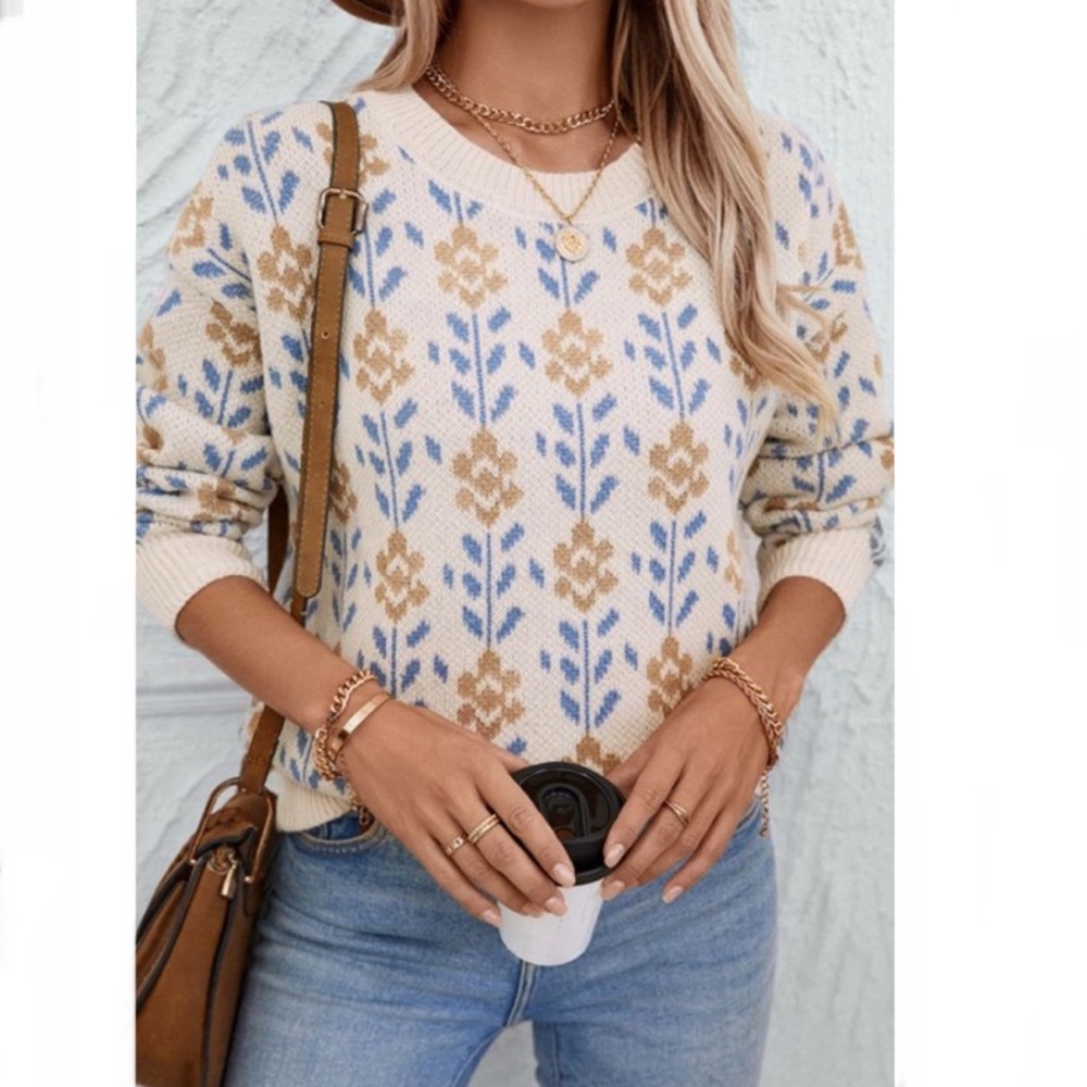 Floral Pattern Sweater - Picture 3 of 10